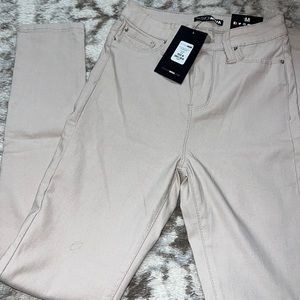 Brand new fashionova in it to win it yummy control pants size M